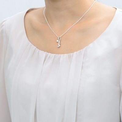 ピンクゴールドネックレス