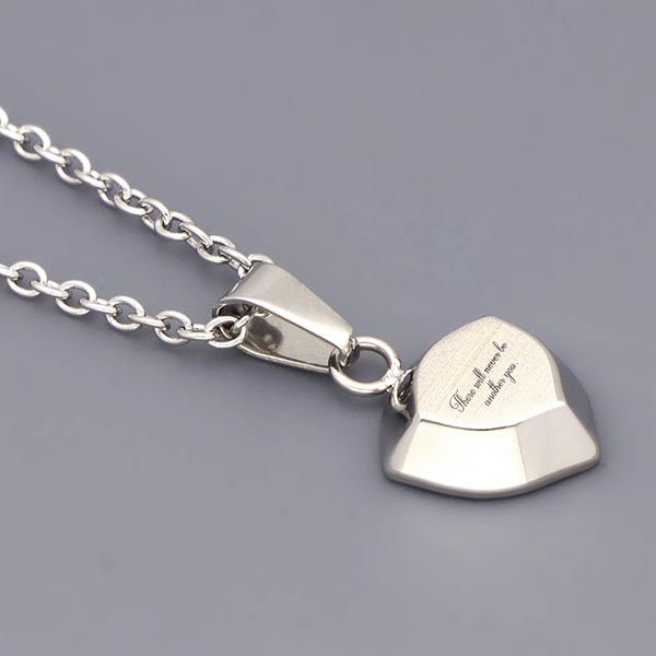 ステンレスネックレス