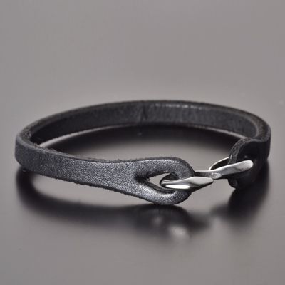 レザーブレスレット