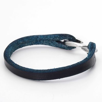 レザーブレスレット