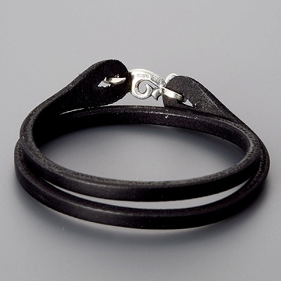 レザーブレスレット