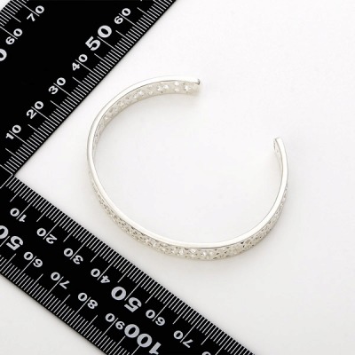 シルバーバングル