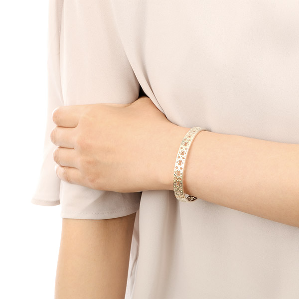 シルバーバングル