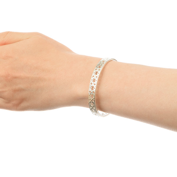 シルバーバングル