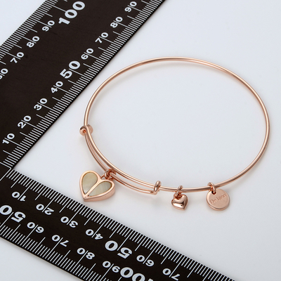 ブラスバングル