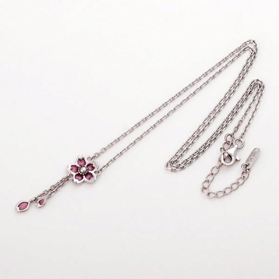 シルバーネックレス