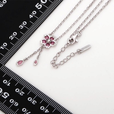 シルバーネックレス