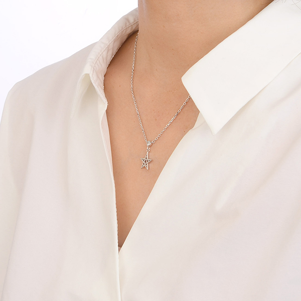 シルバーネックレス