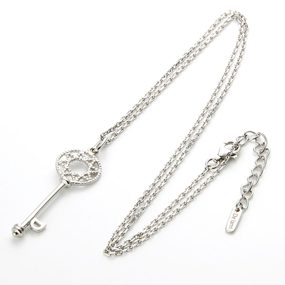 シルバーネックレス