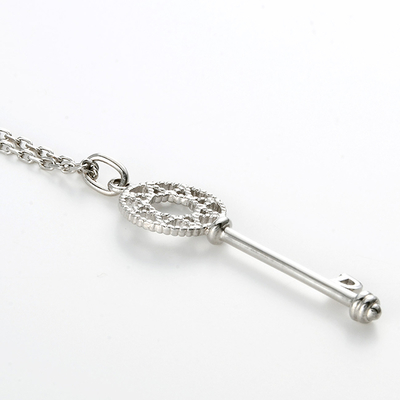 シルバーネックレス