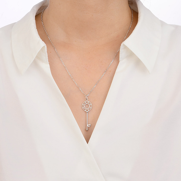 シルバーネックレス