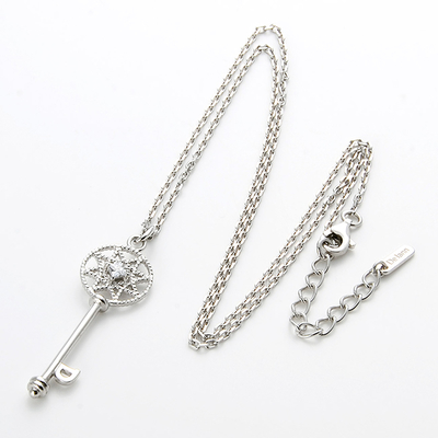 シルバーネックレス