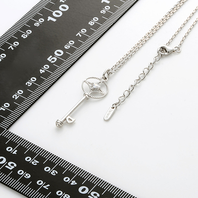 シルバーネックレス