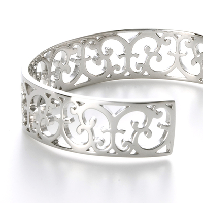 シルバーバングル