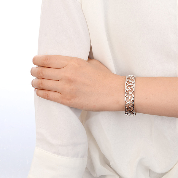 シルバーバングル