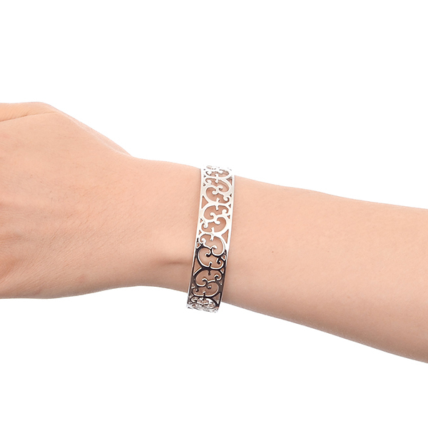 シルバーバングル