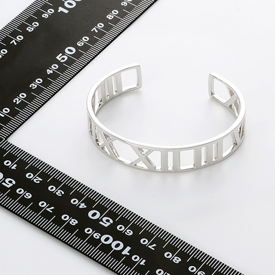 シルバーバングル