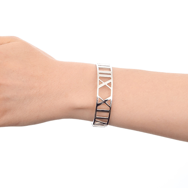 シルバーバングル