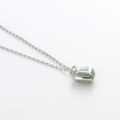 シルバーネックレス