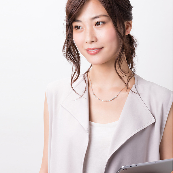 シルバーネックレス