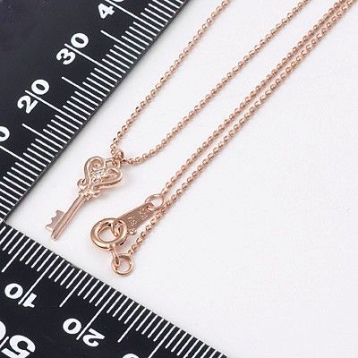 シルバーネックレス