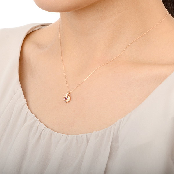 ピンクゴールドネックレス