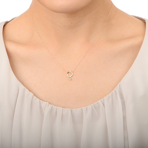 ピンクゴールドネックレス