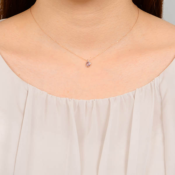 ピンクゴールドネックレス