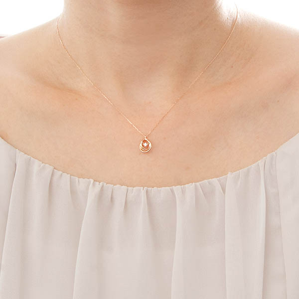 ピンクゴールドネックレス