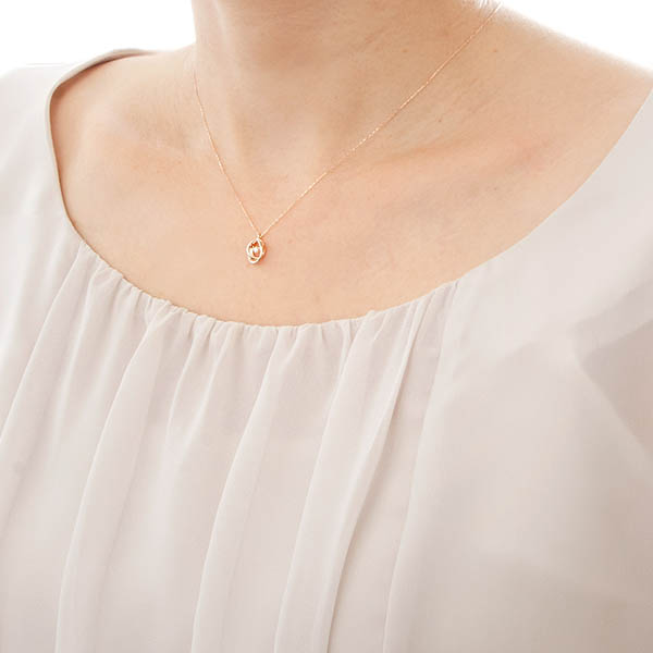 ピンクゴールドネックレス