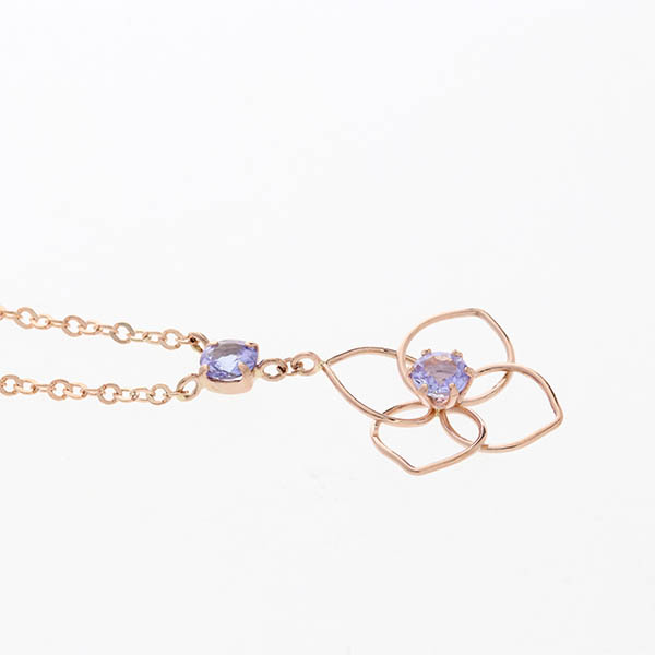 ピンクゴールドネックレス