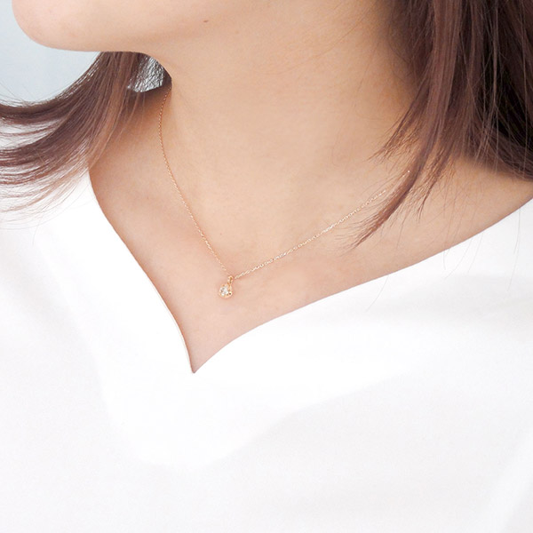 ピンクゴールドネックレス