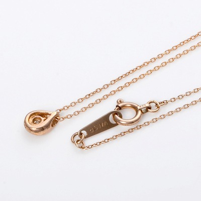 ピンクゴールドネックレス