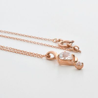 ピンクゴールドネックレス