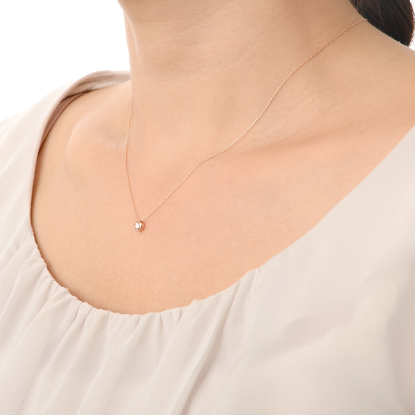 ピンクゴールドネックレス