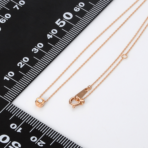 ピンクゴールドネックレス