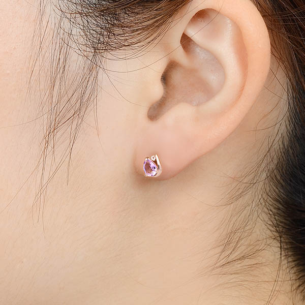 ピンクゴールドピアス