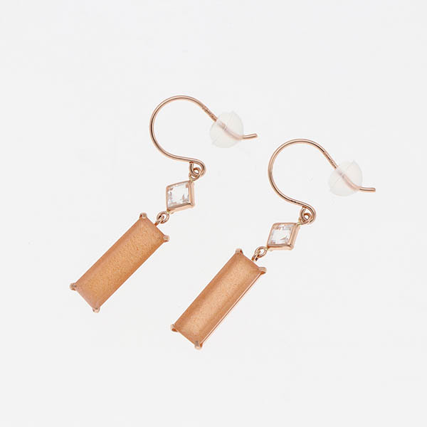 ピンクゴールドピアス