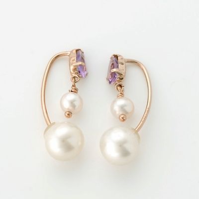 ピンクゴールドピアス