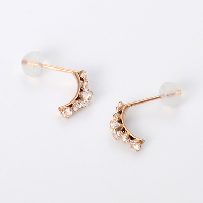 ピンクゴールドピアス