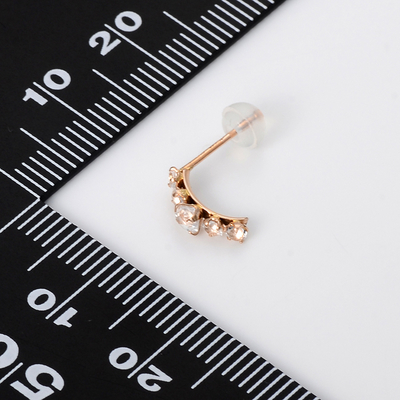 ピンクゴールドピアス