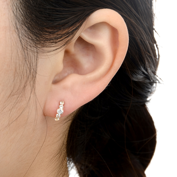 ピンクゴールドピアス