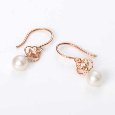 ピンクゴールドピアス