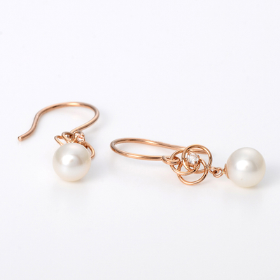 ピンクゴールドピアス