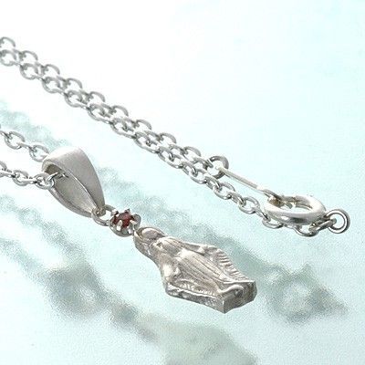 シルバーネックレス