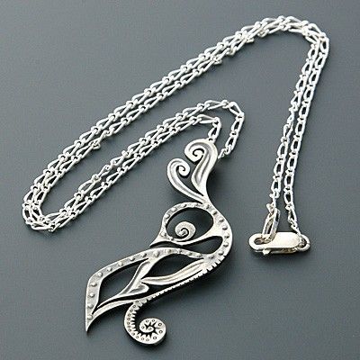 シルバーネックレス