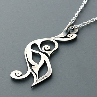 シルバーネックレス