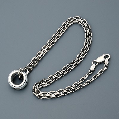 シルバーネックレス