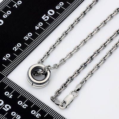 シルバーネックレス