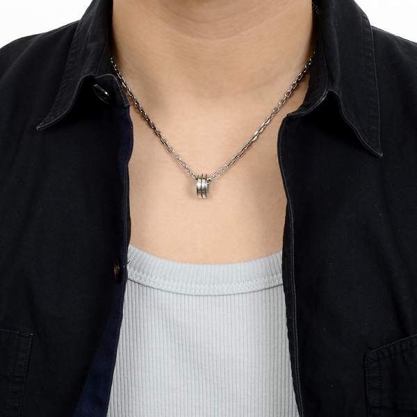 シルバーネックレス